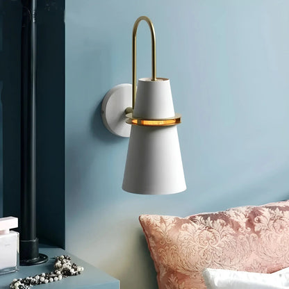 Classic Chic Wall Light