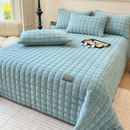 Plush Microfiber Bed Cover