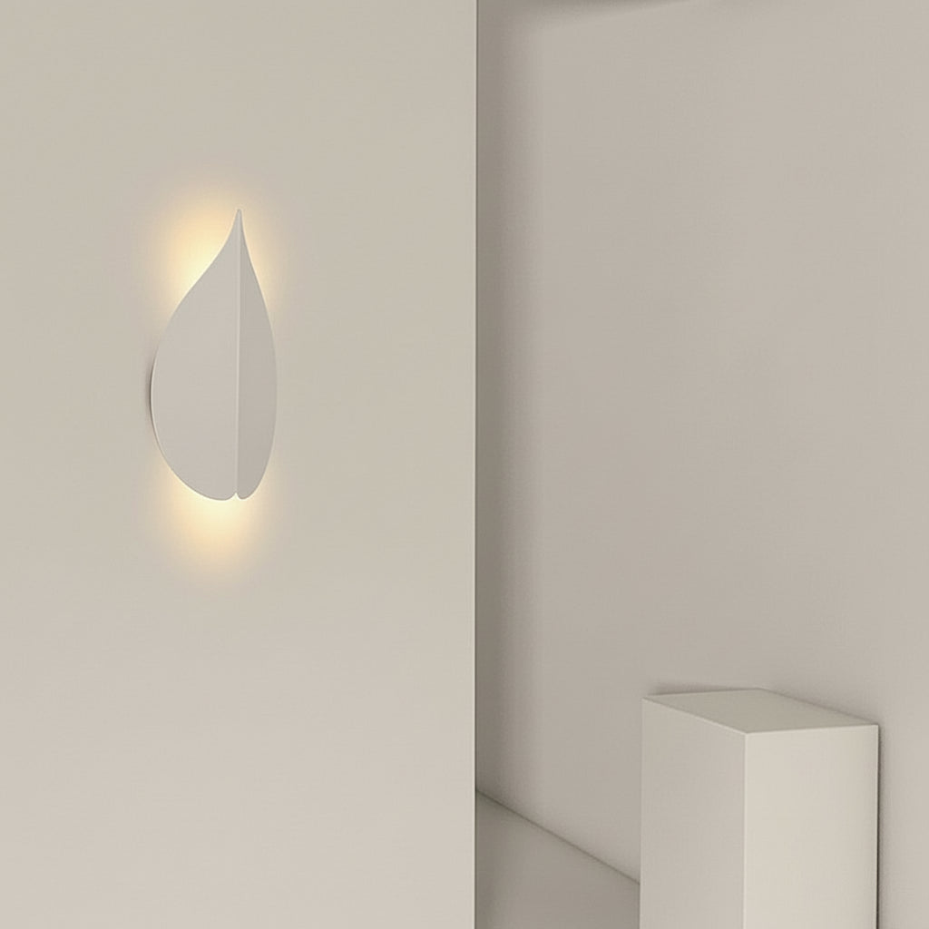 Modern Leaf Design LED Wall Light