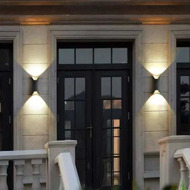 Outdoor Waterproof Wall Lamp IP65 Rated