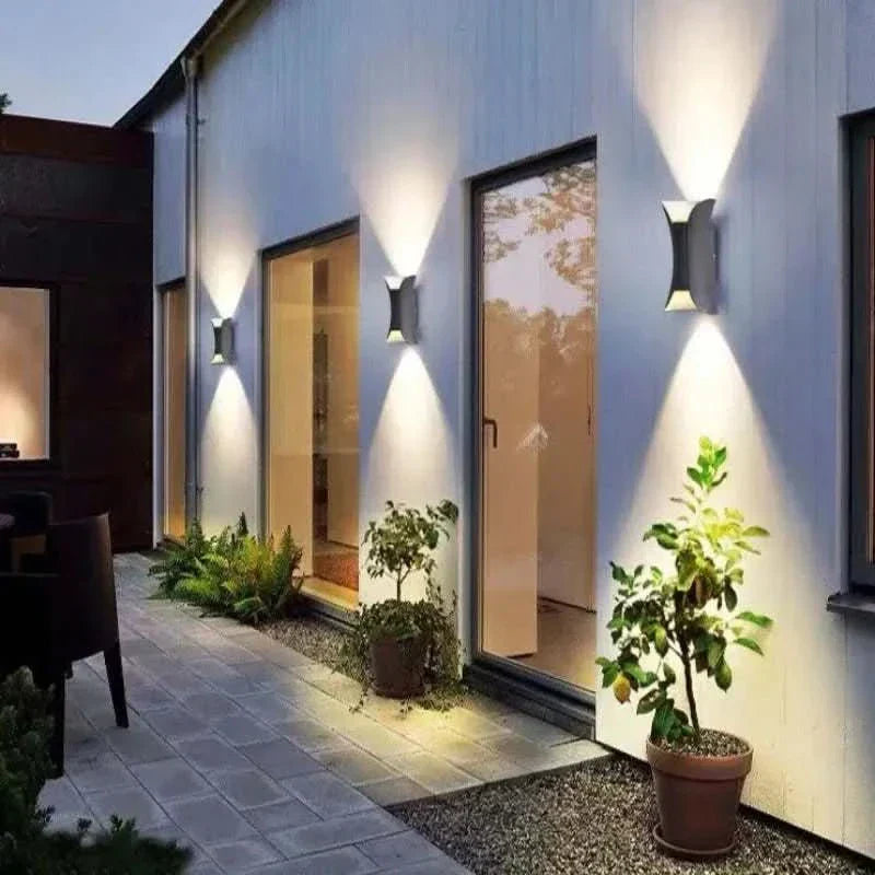 Outdoor Waterproof Wall Lamp IP65 Rated