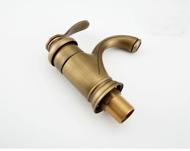 Classic Brass Bathroom Sink Faucet Mixer Tap