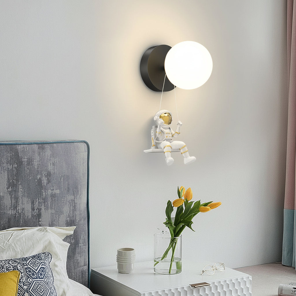 Contemporary Round LED Wall LightFixture