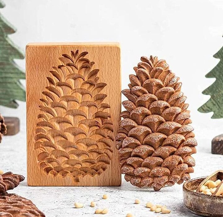 Wooden Cookie Cutter Set with Engraved Designs - Cofik
