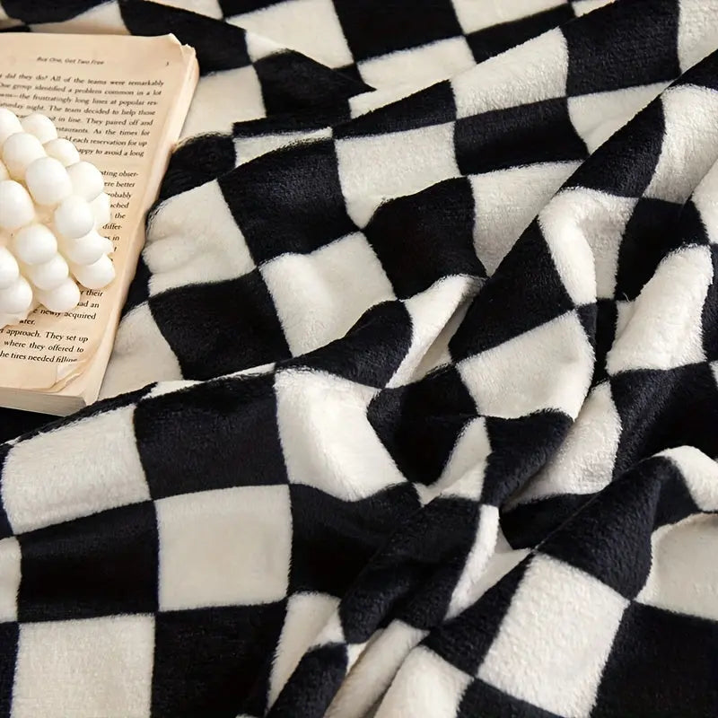 Cozy Plaid Throw Blanket for Home and Bed