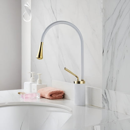 EasyTouch 360° Faucet with Smooth Leak-Free Operation