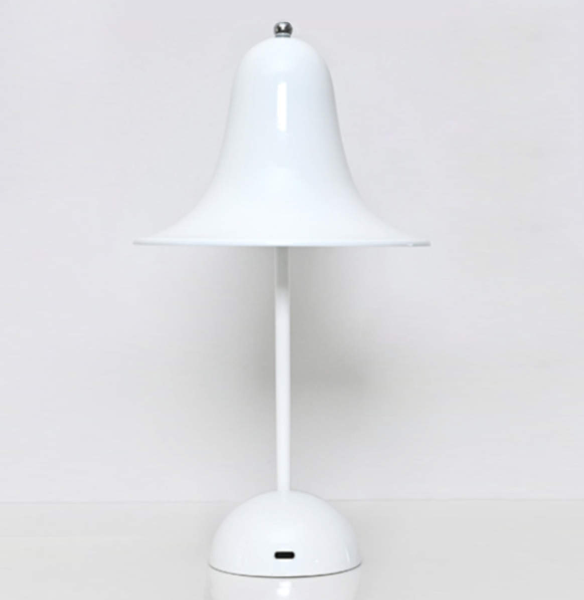 Traditional Style Rechargeable Desk Lamp
