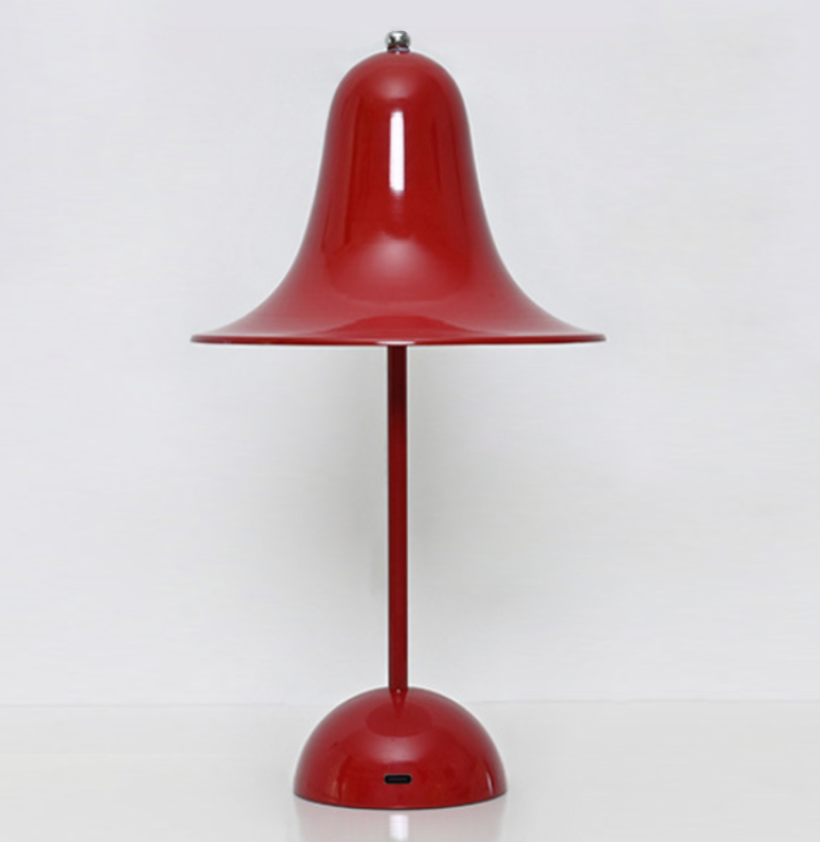 Traditional Style Rechargeable Desk Lamp