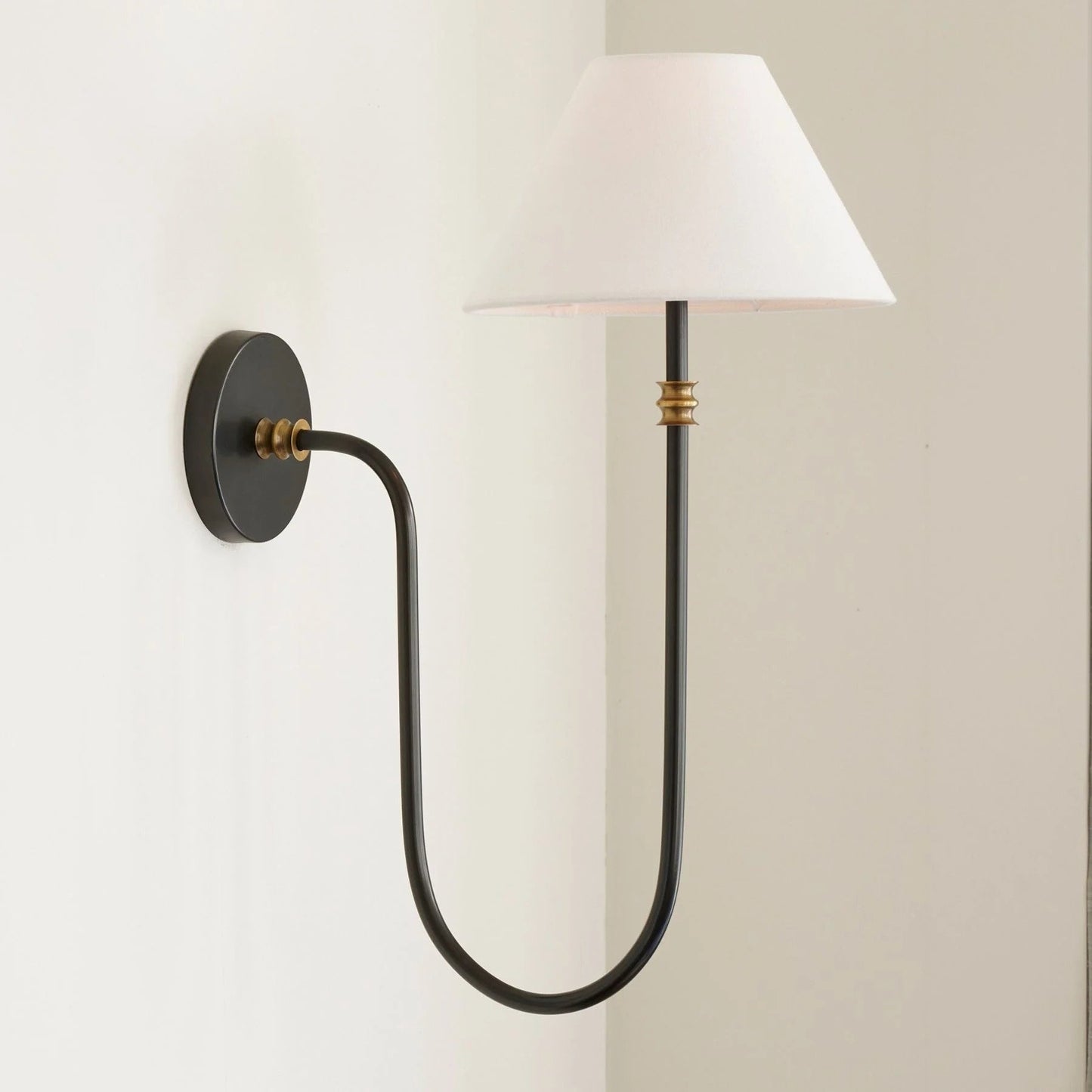 Modern Fabric Shade Wall Lamp
