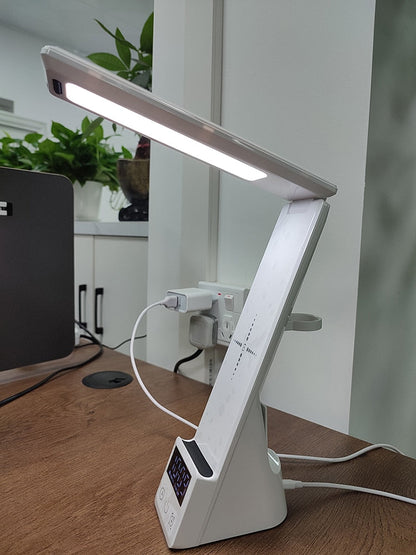 Table Lamp with Fast Wireless Charging