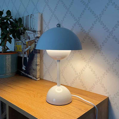 Sleek Metal Desk Lamp 220V - Cofik