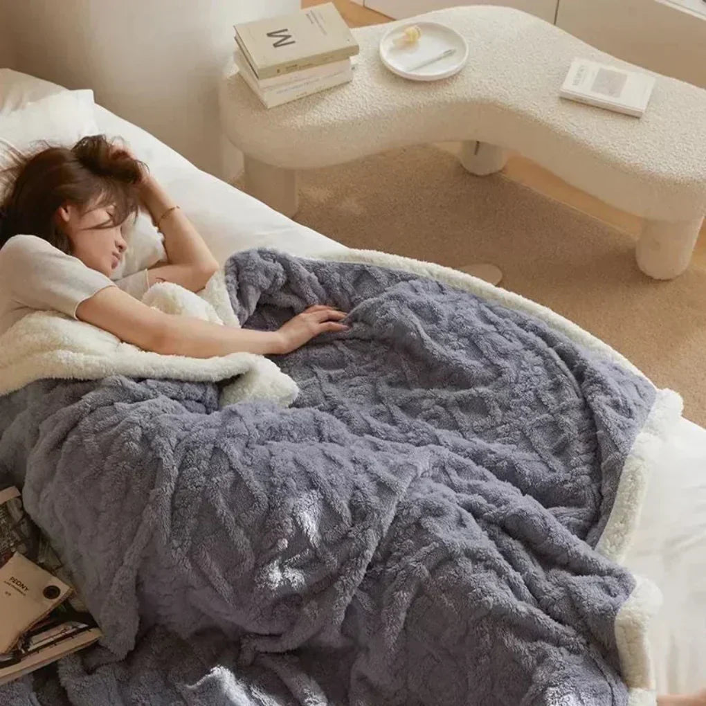 Charly | Cozy Sherpa Blanket with Textured Design