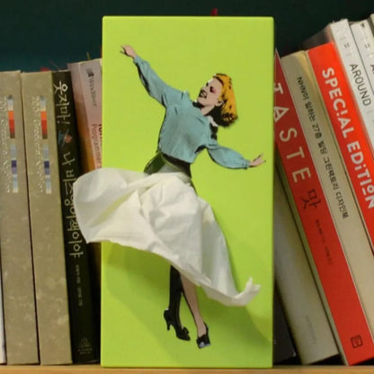 Charly | Flying Skirt Tissue Box