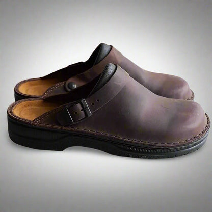Charly | Unisex Slip-On Clogs with Buckle Strap