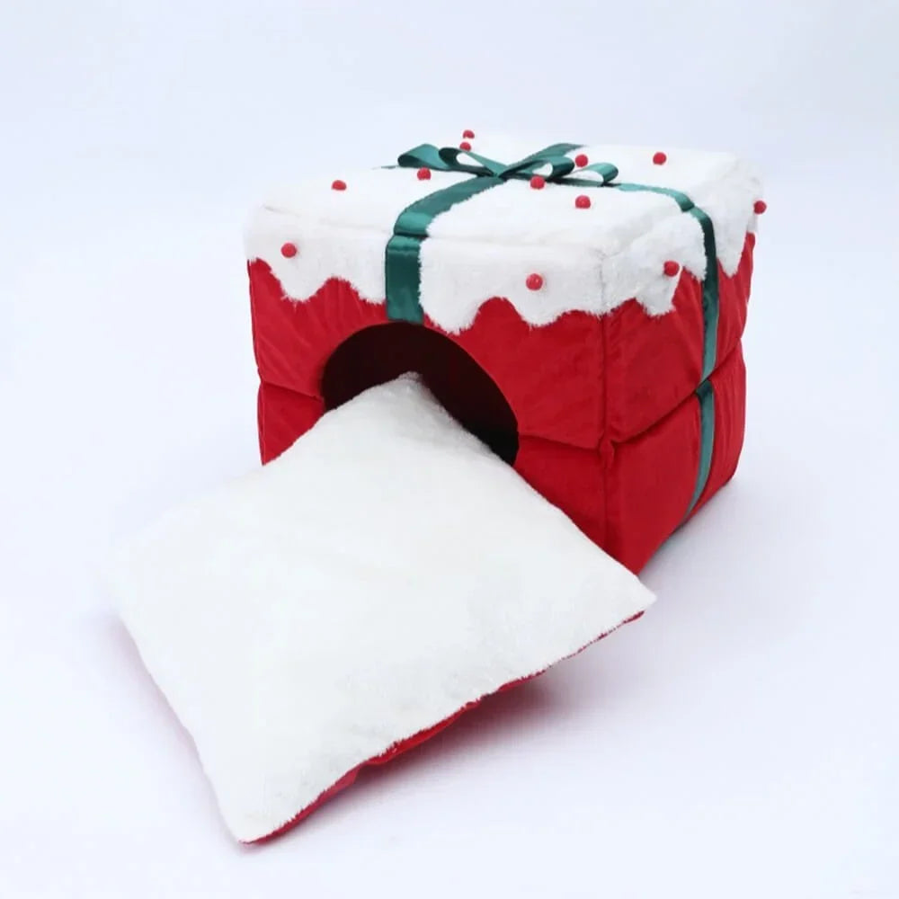 Christmas 2-in-1 Pet Cave Bed with Non-Slip Base