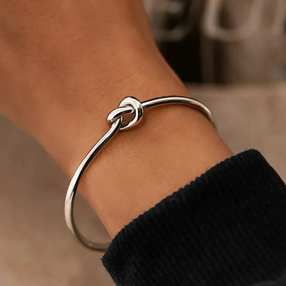 Timeless Bow Knot Bracelet
