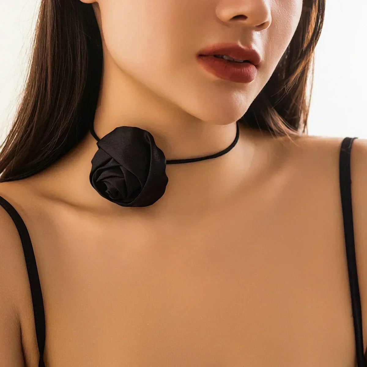 Elegant Pink Flower Choker Necklace