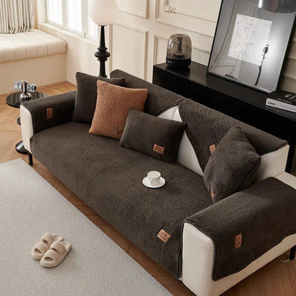 COUCHCLOUD – Plush Sofa Cover Made of Polyester Fiber for Warmth and Protection