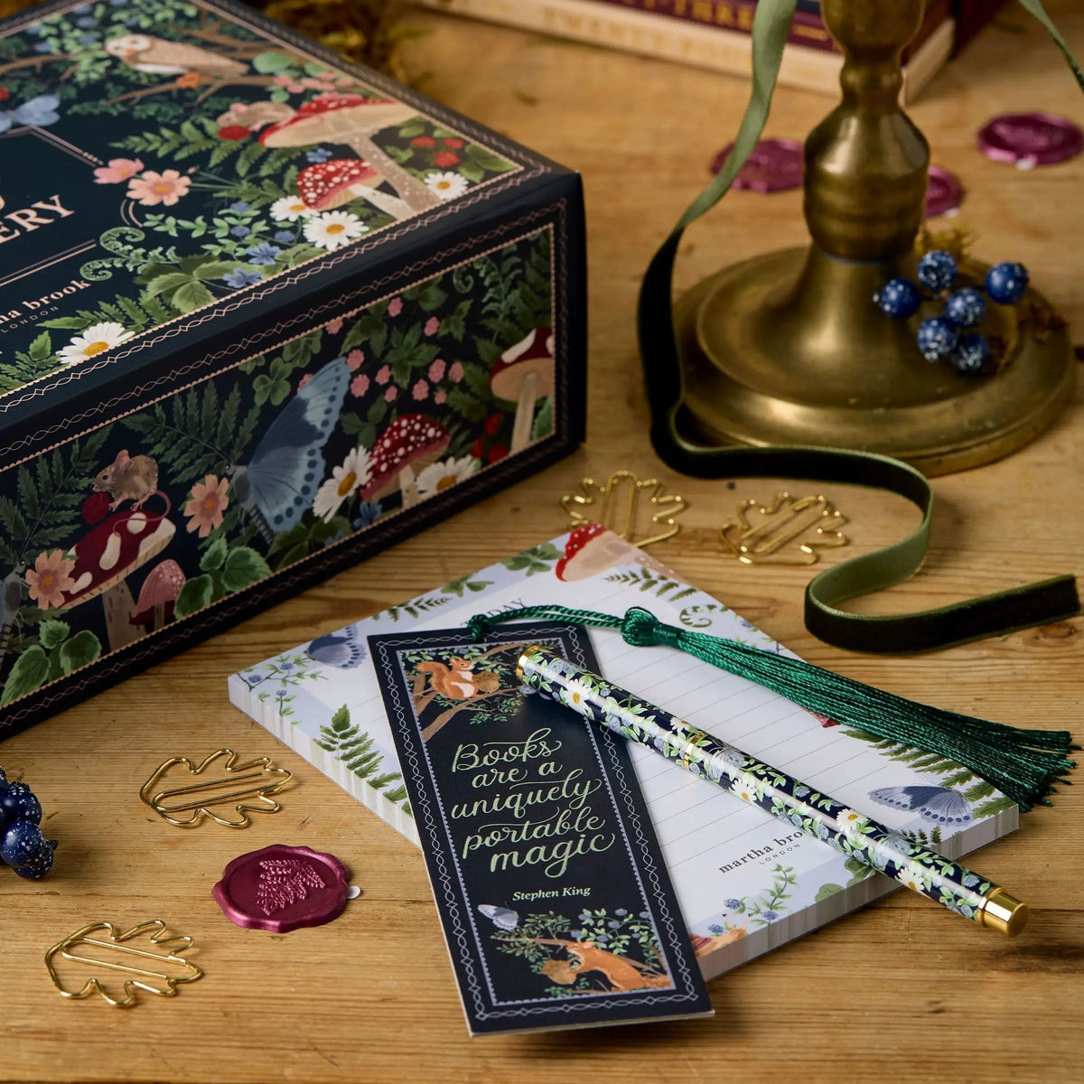 Creative Advent Calendar – 24 Unique Stationery Items for Everyone