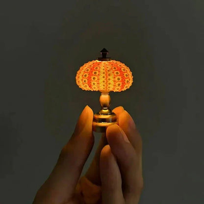 Small Coastal Shell Table Light