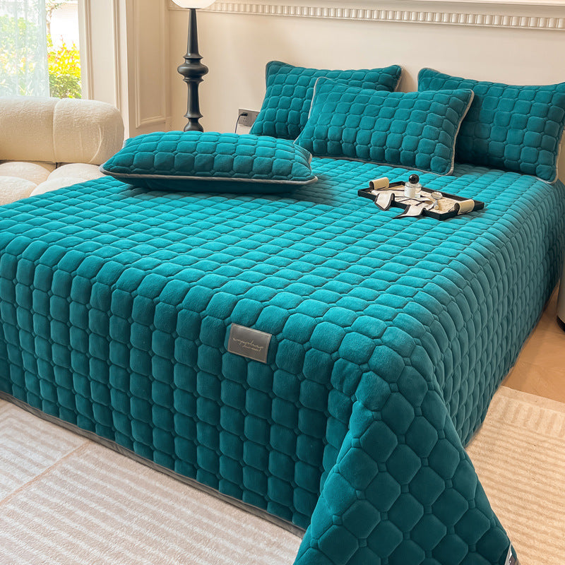 Plush Microfiber Bed Cover