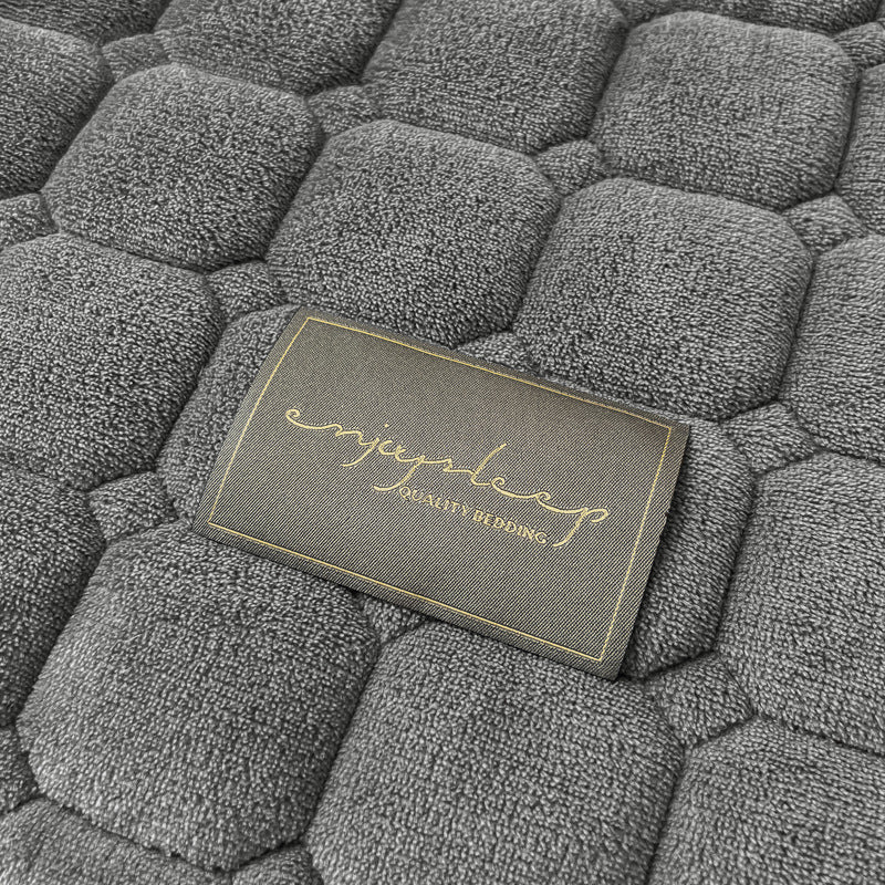 Plush Microfiber Bed Cover
