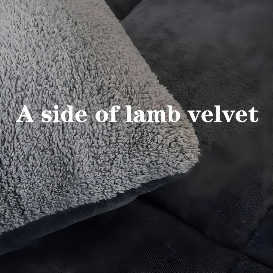 Plush Fleece Throw Blanket - Soft and Cozy