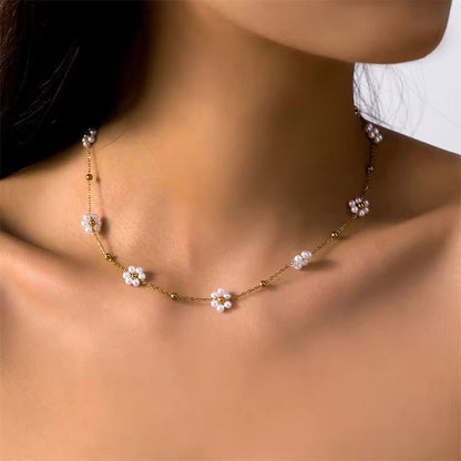 Delicate Flower Necklace and Bracelet Set - Cofik