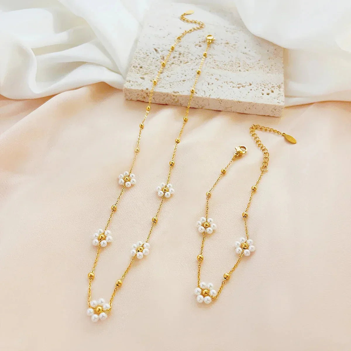 Delicate Flower Necklace and Bracelet Set