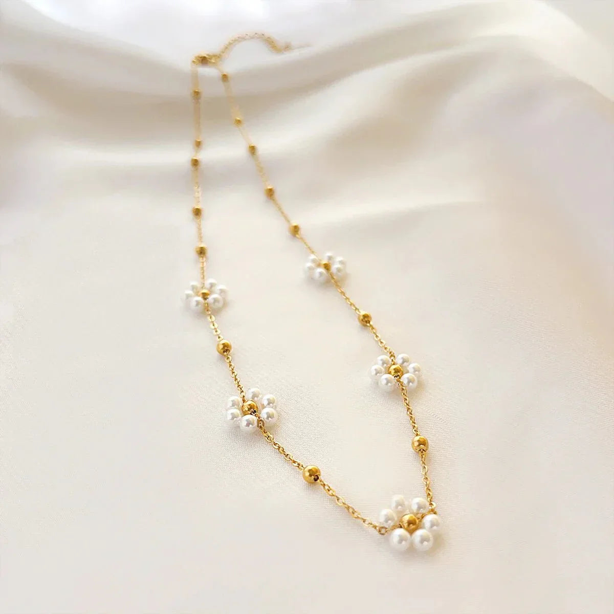 Delicate Flower Necklace and Bracelet Set