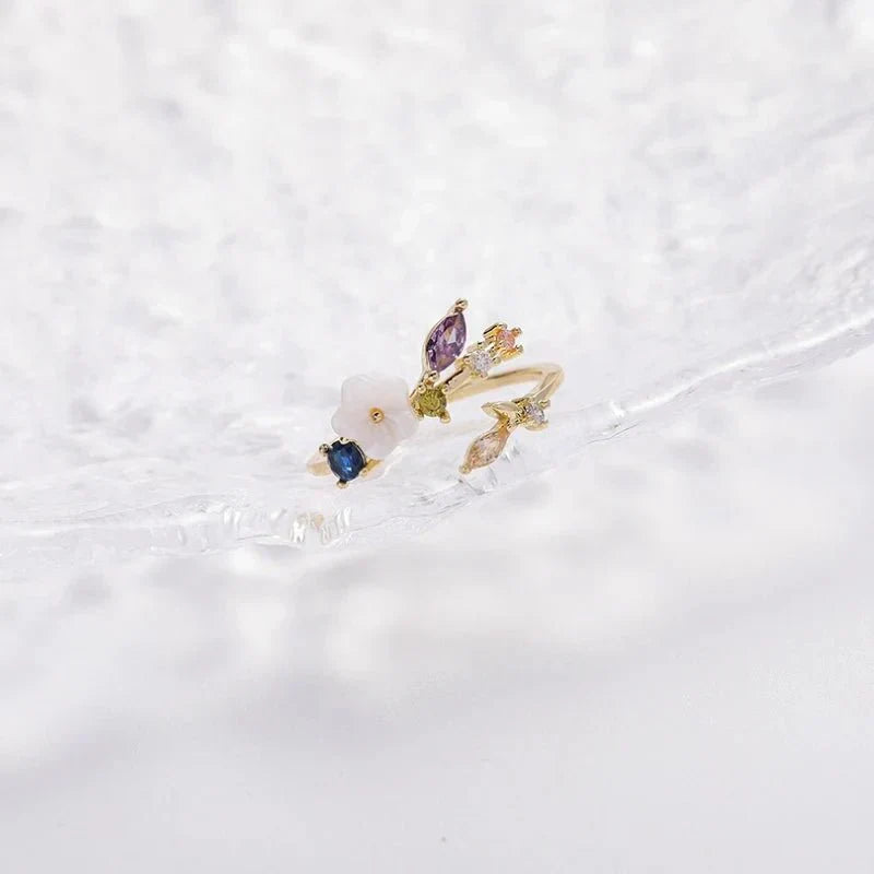 Elegant Flower Gemstone Leaf Ring