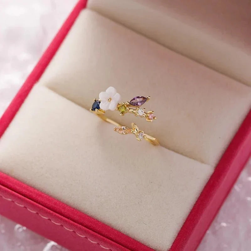 Elegant Flower Gemstone Leaf Ring - Cofik