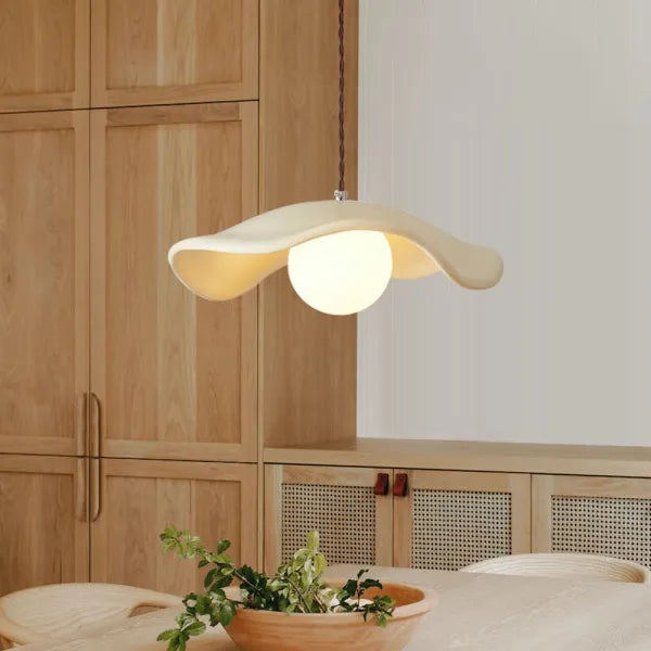 Elegant Natural Leaf Pendant Light