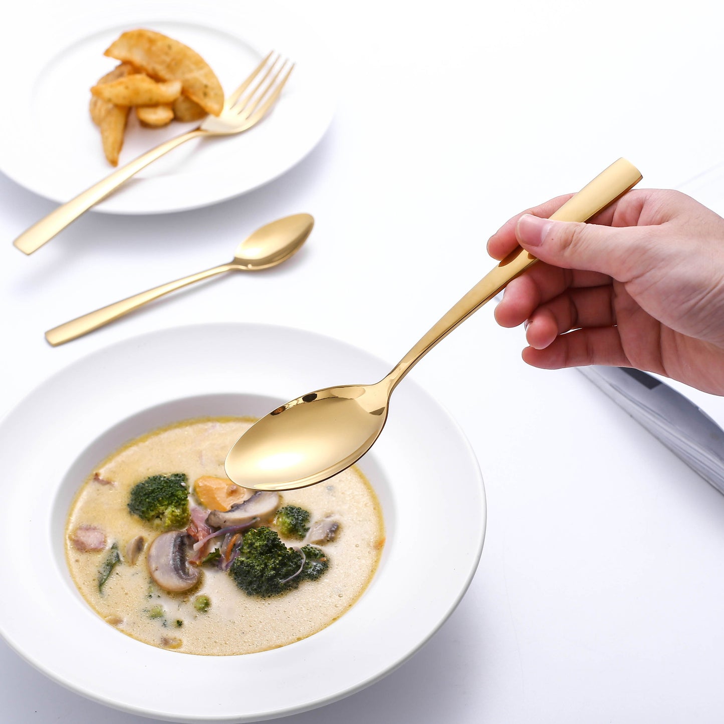Luxury Golden Flatware Set