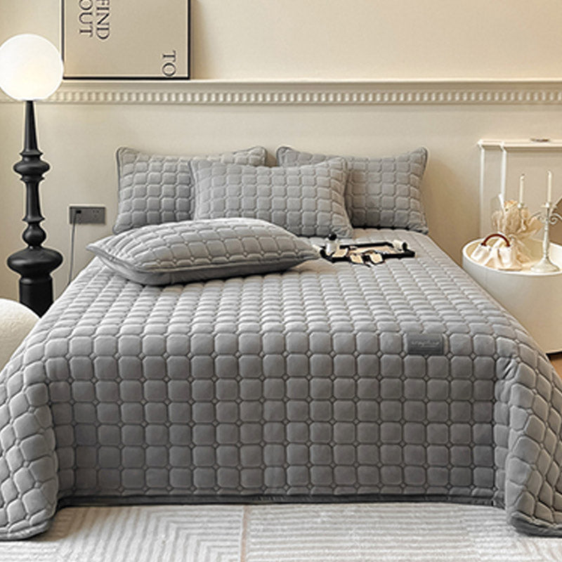 Plush Microfiber Bed Cover