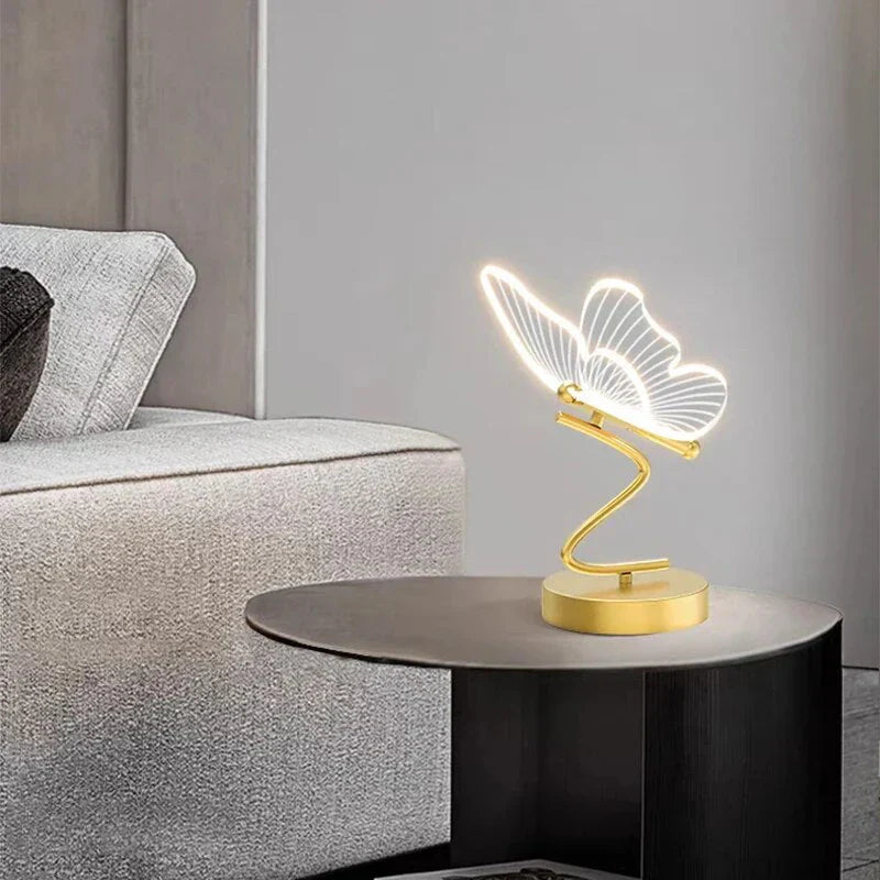 Beautiful LED Desk Lamp in Floral Pattern