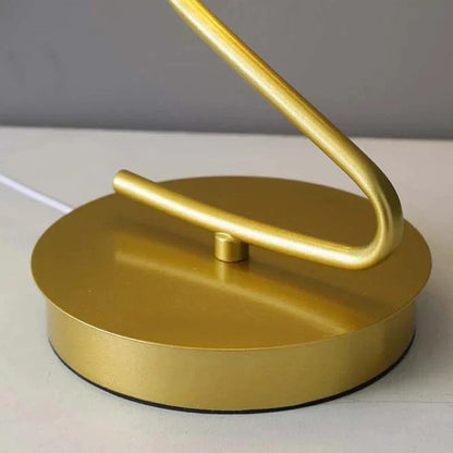 Beautiful LED Desk Lamp in Floral Pattern