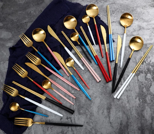 Elegant 24-Piece Silverware Flatware Set for Dining