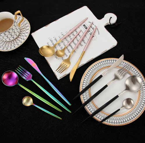 Elegant 24-Piece Silverware Flatware Set for Dining