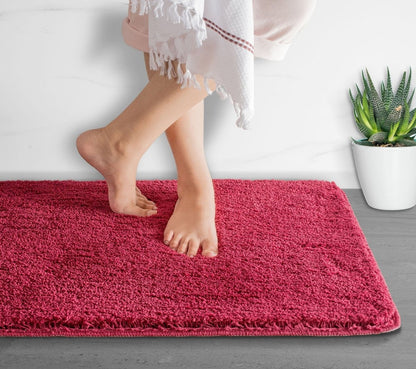 Plush Microfiber Bath Mat with Non-Slip Backing