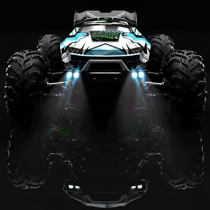DUSTFORCE – 1:16 all-wheel-drive electric truck with LED headlights and treaded tires