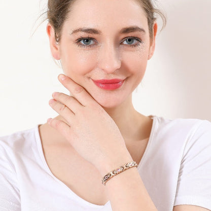 Luxurious Rose Gold Clasp Bracelet