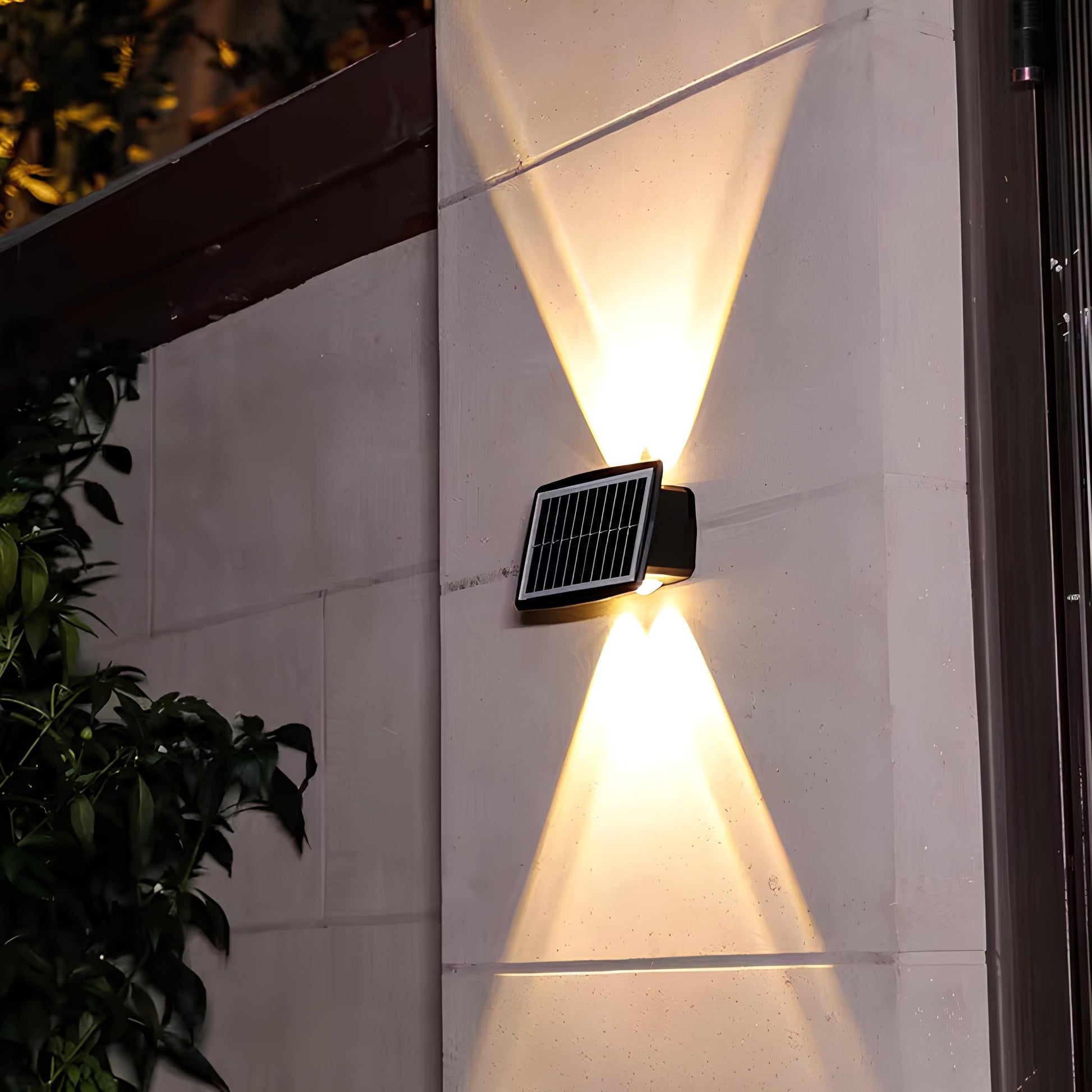 Bright Solar Powered Exterior Wall Lamp - Cofik