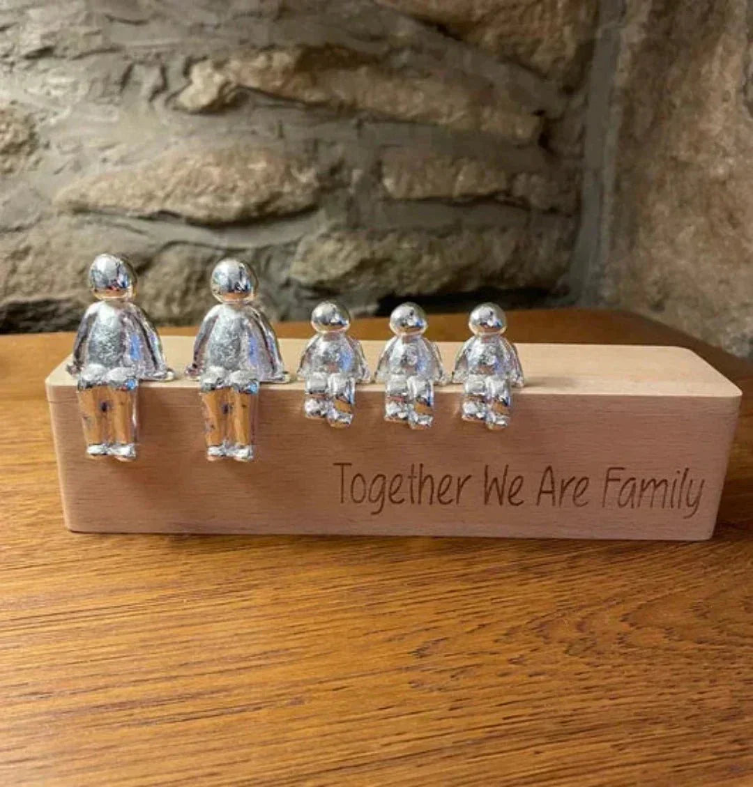 Heartwarming Family Figurine – Love Token Statue