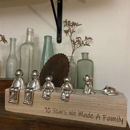 Heartwarming Family Figurine – Love Token Statue