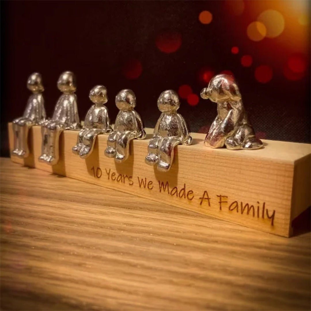 Heartwarming Family Figurine – Love Token Statue
