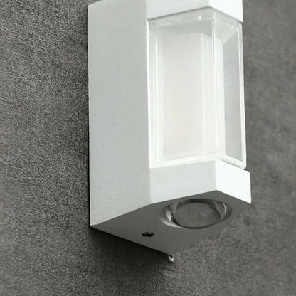 Durable Outdoor LED Wall Light Waterproof Metal Fixture