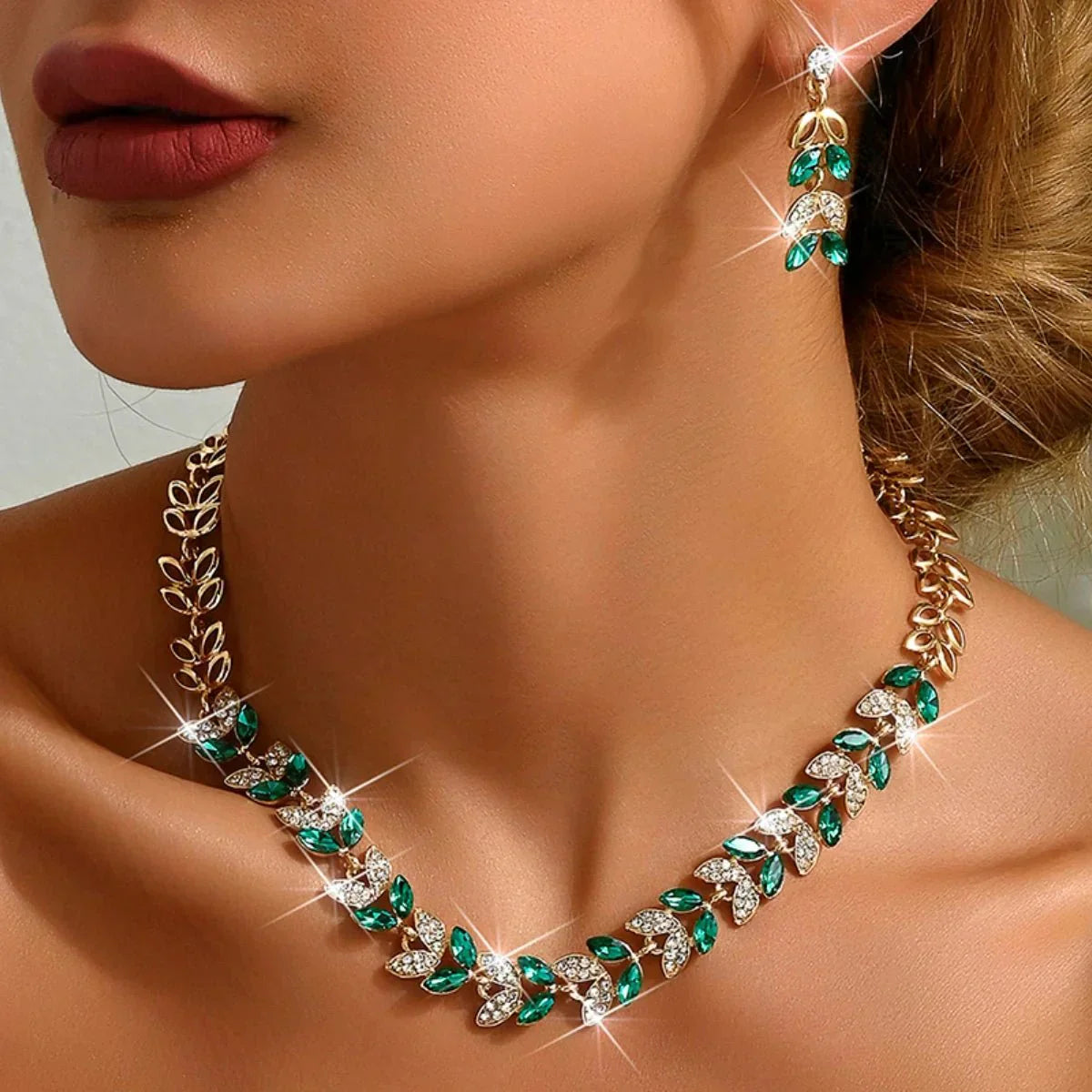 Green Diamond Leaf Necklace and Earrings Set - Cofik