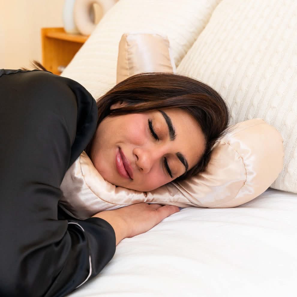 Ergonomic Memory Foam Pillow — Contoured Neck Support