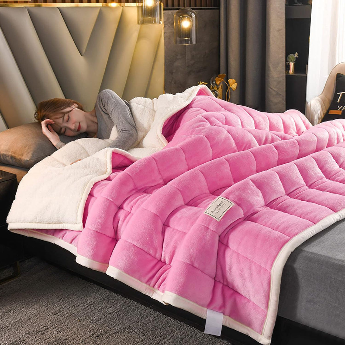 Extra Warm Plush Fleece Blanket, Non-Electric and Machine Washable